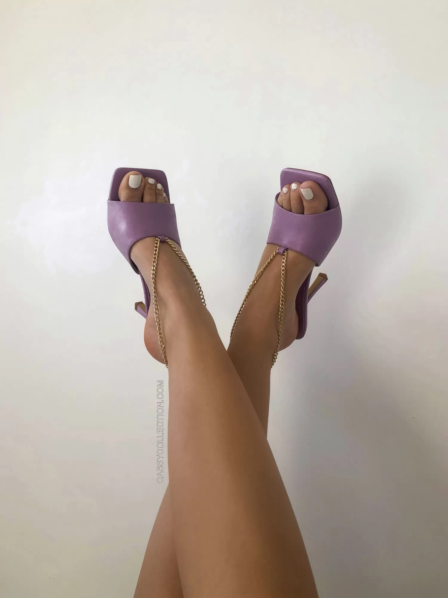 Sale CASSY Mules Lilas A Talon Et Bride Doree Reglable